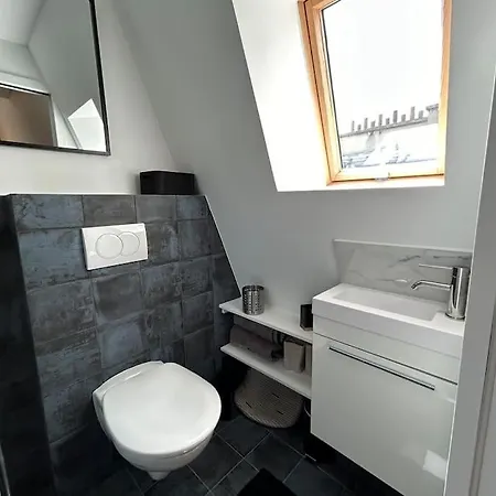 Fully Renovated For 2 *